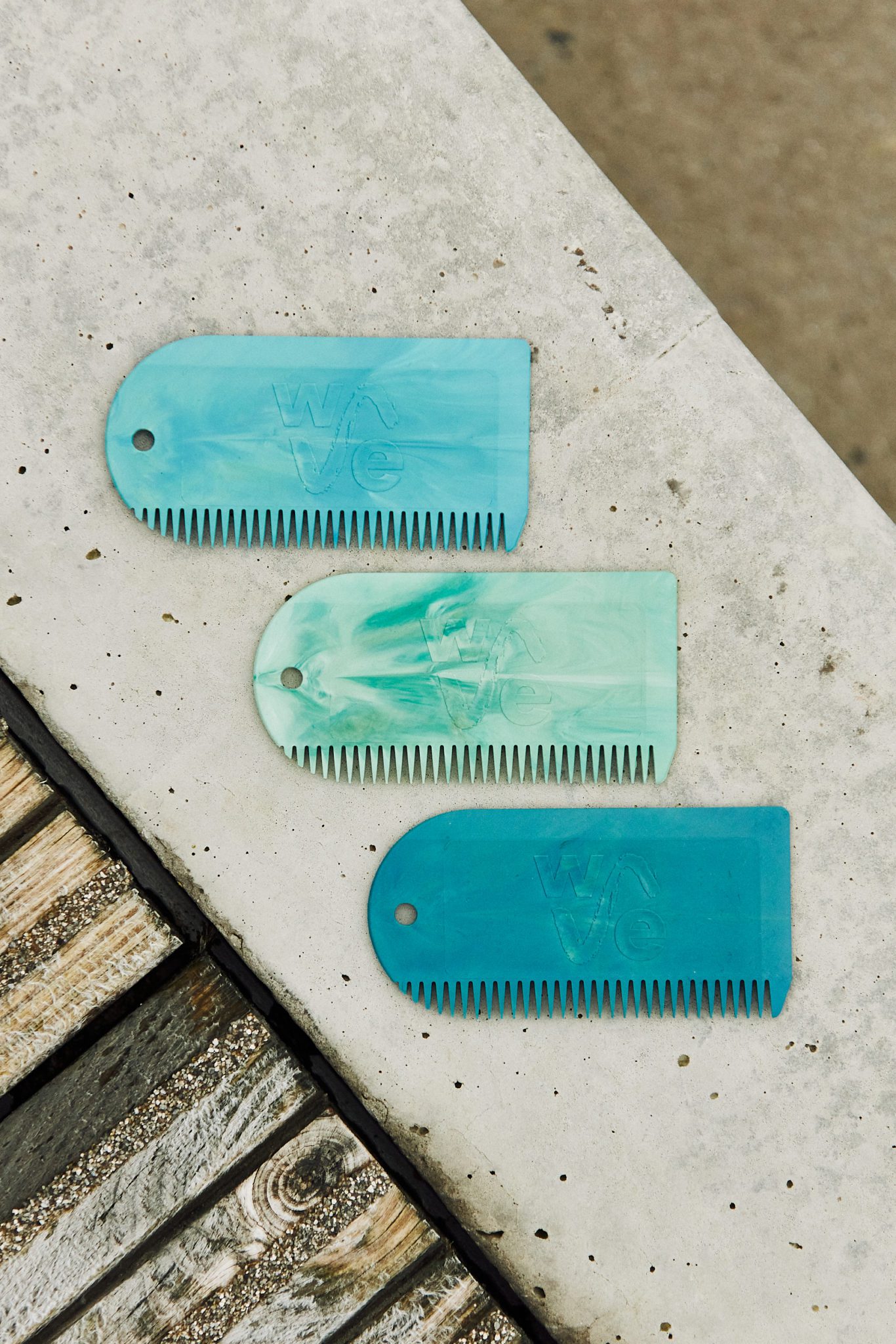 4x Surfs + The Essentials - Image 2