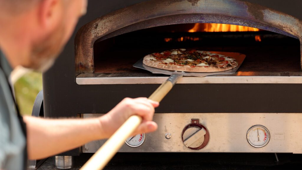 Pizza oven