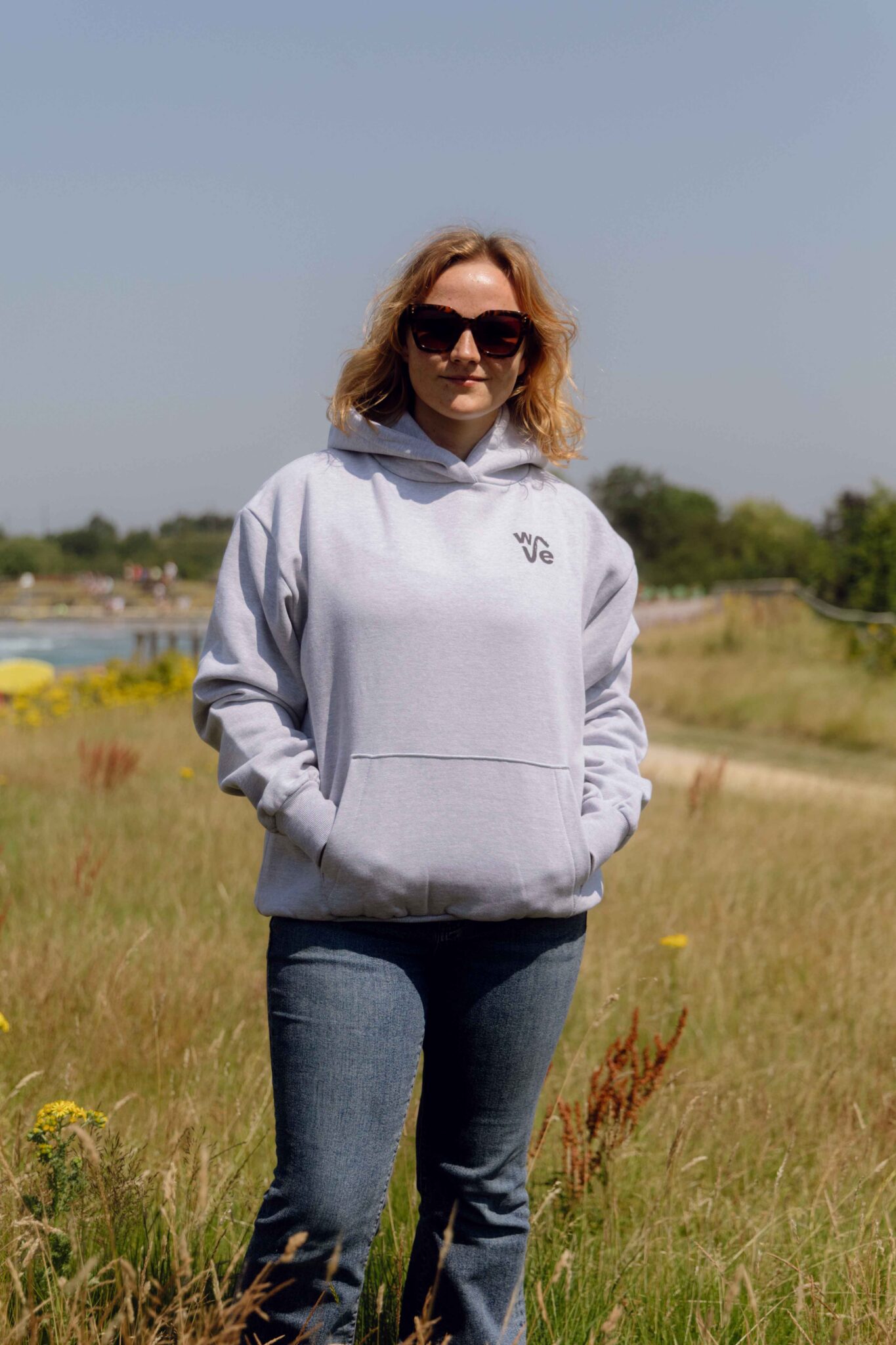 The Wave Logo25 Hoody - Image 3